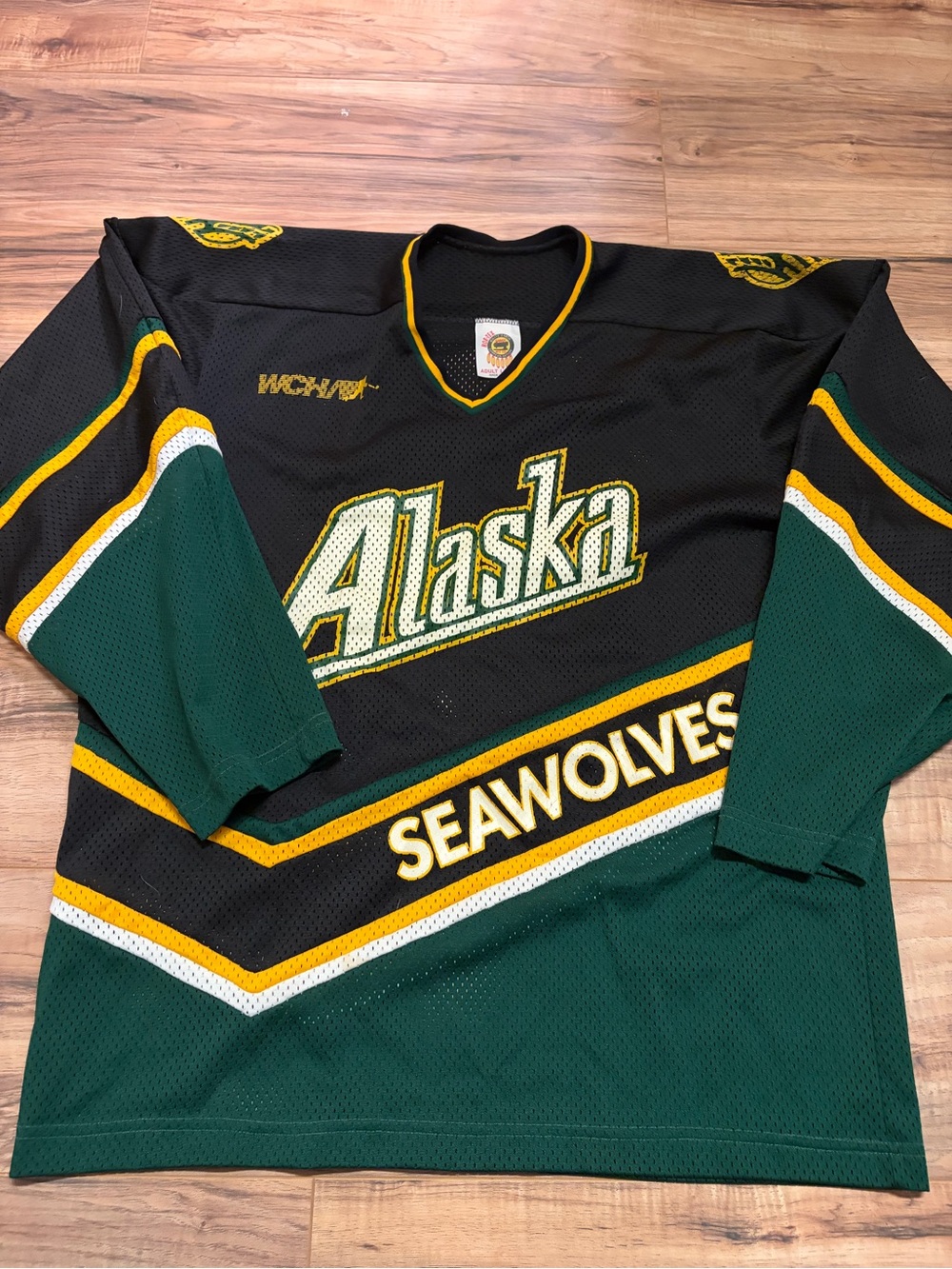 Alaska Seawolves Hockey Jersey - Black & Forest Green size Large